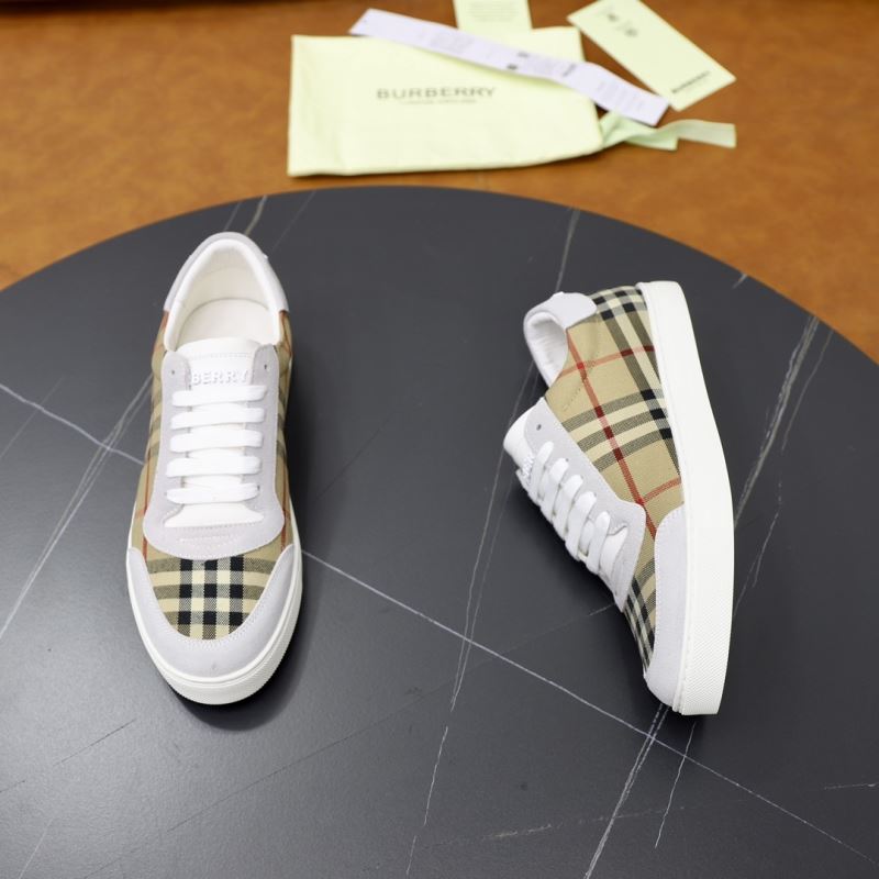 Burberry Low Shoes